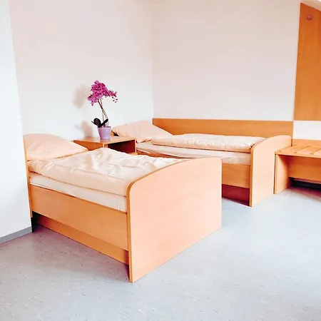 Kirchberger 3* Fürth