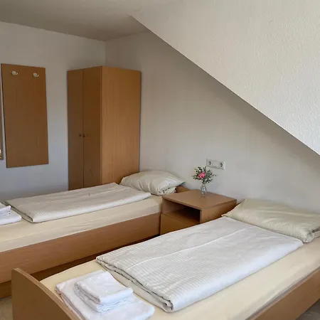 Kirchberger 3* Fürth